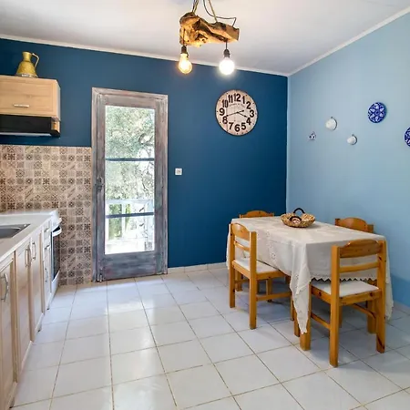 Olive Semesterbostad *