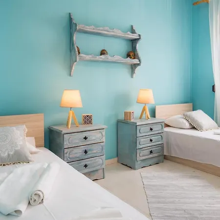 Semesterbostad Olive Astris