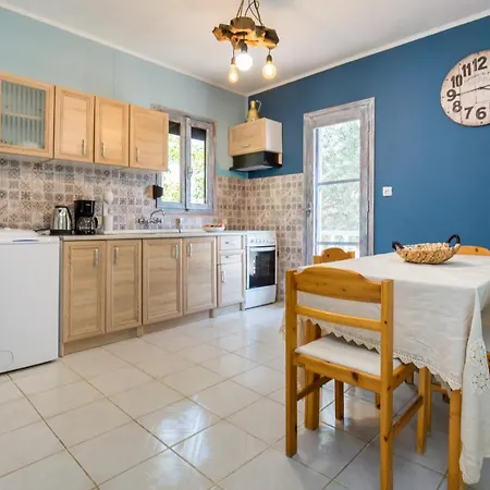 Semesterbostad Olive Astris